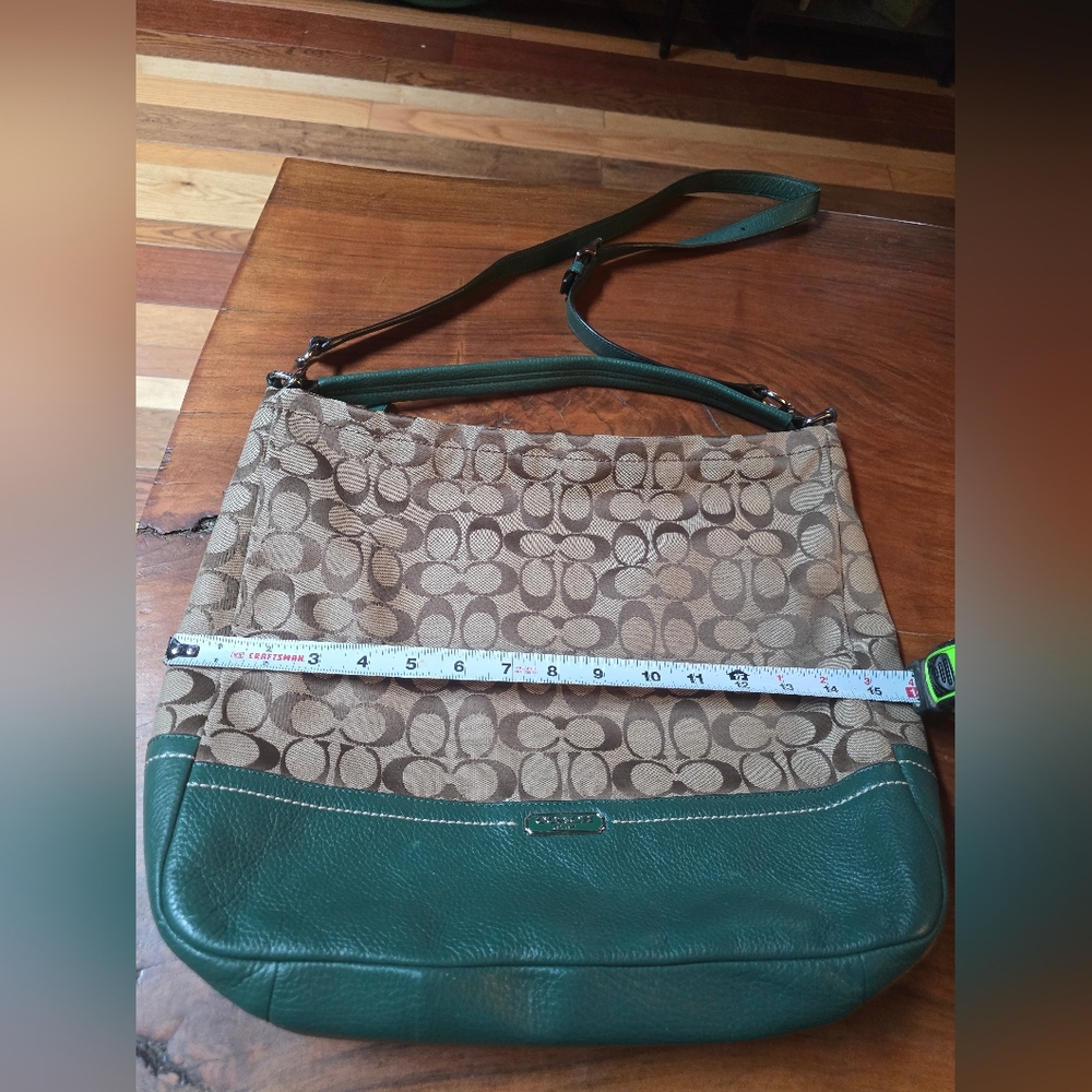 COACH F23279 Park Signature Hobo Khaki Canvas Green Leather Trim Convertible - Picture 3 of 12